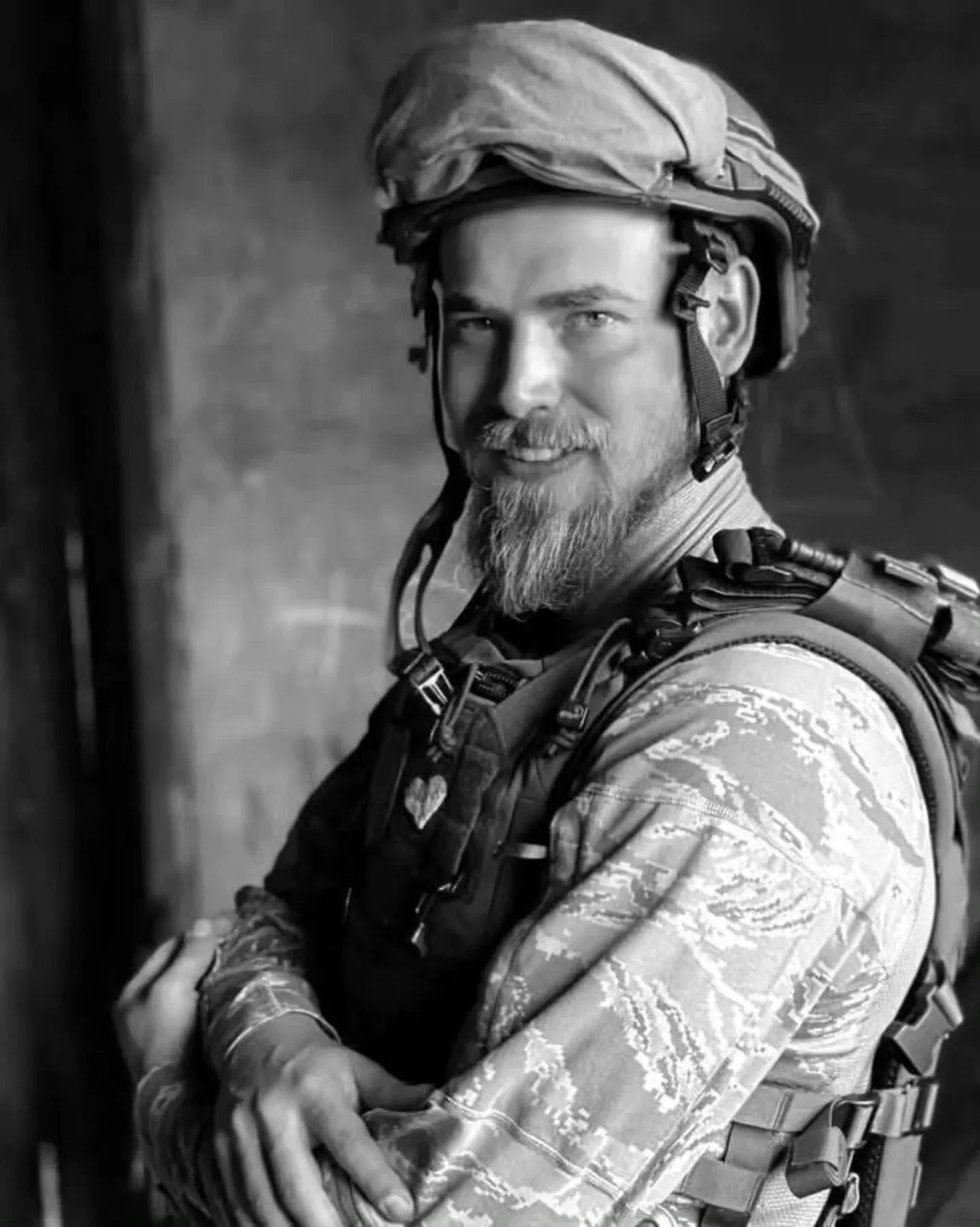 "Спас не один десяток бойцов": на войне погиб альпинист и боевой медик Владимир Василишин. Фото