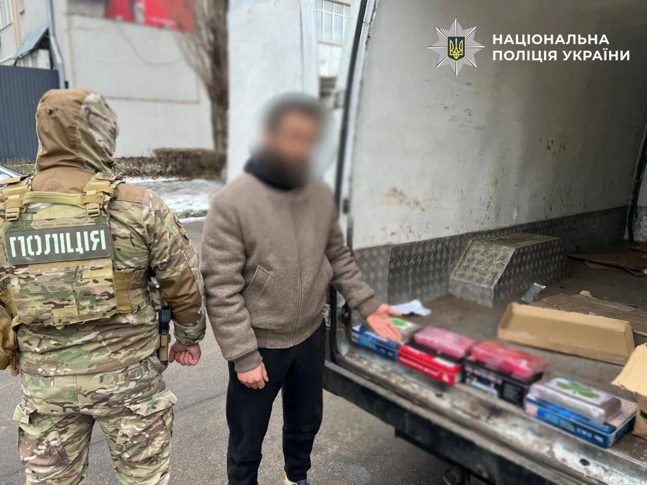 В Киеве у иностранца изъяли кокаин на 35 млн грн. Подробности, фото и видео