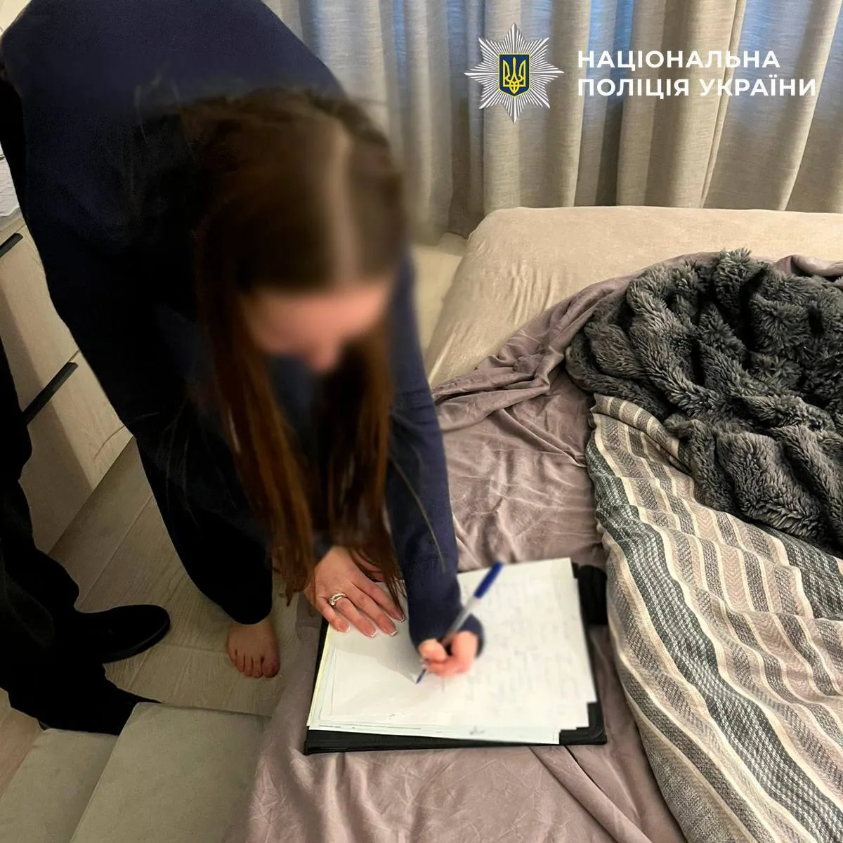 "Москва, люблю тебя": в Киеве блогерши пели российские песни, полиция отреагировала. Фото и видео