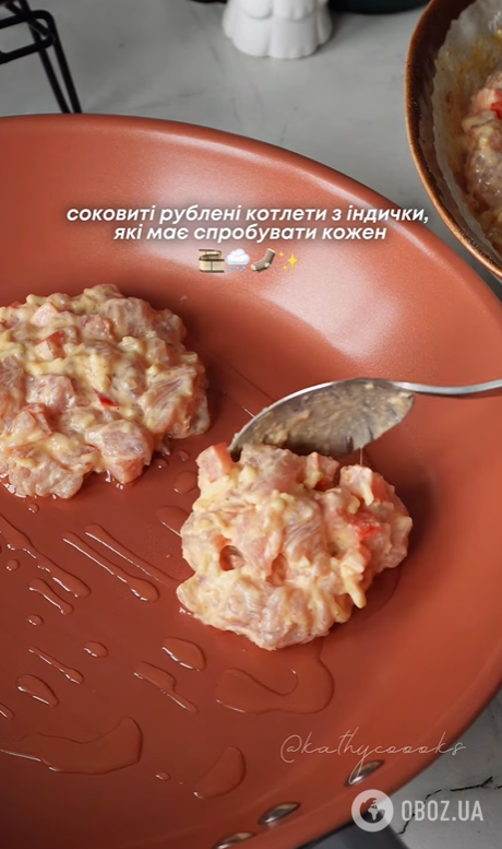 Сочные и нежирные рубленые котлеты из индейки: делимся простым рецептом блюда для обеда