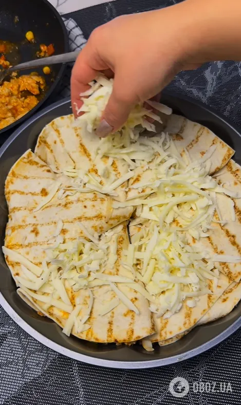 Сытный лаваш с начинкой за 15 минут: делимся элементарным рецептом