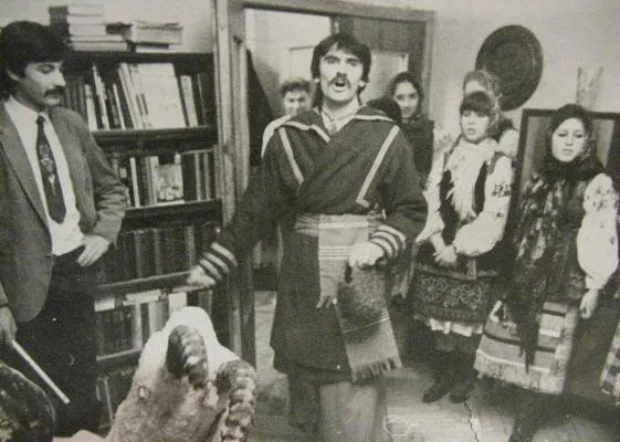 Пожалели кипяток для дедушки: кофейня в центре Киева отказала в помощи 64-летнему поэту и редактору газеты "Слово"