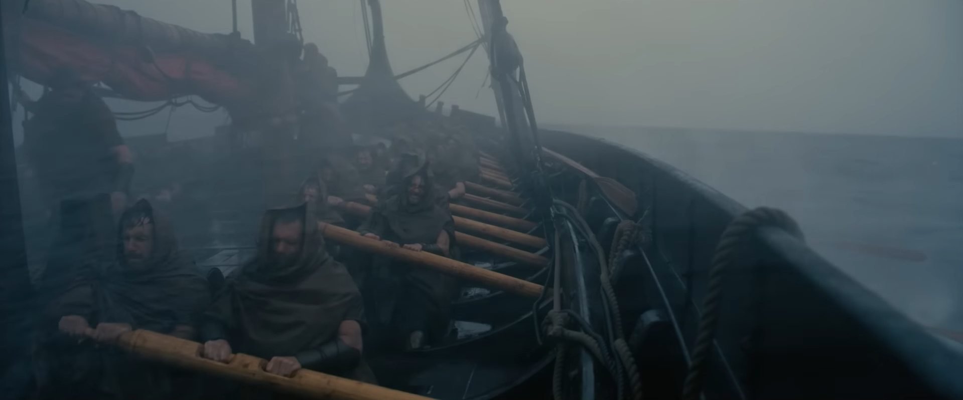 Не був таким струнким зі старшої школи: 55-річна зірка "Врятувати рядового Раяна" схуд на 15 кг для нової ролі та розкрив секрет ідеального тіла