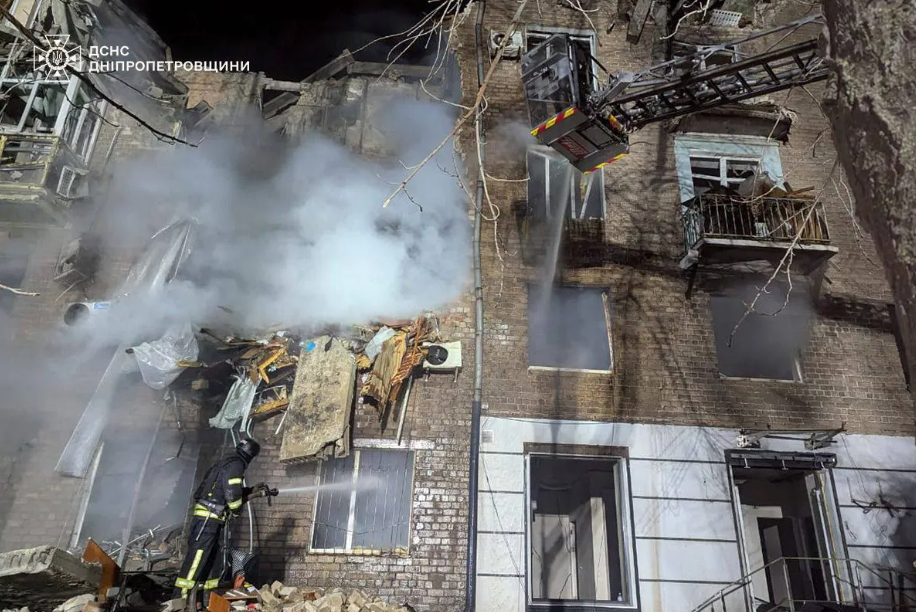 "Багато крові втратив": дружина чоловіка, який потрапив у реанімацію через удар РФ по Кривому Рогу, розповіла про атаку. Відео