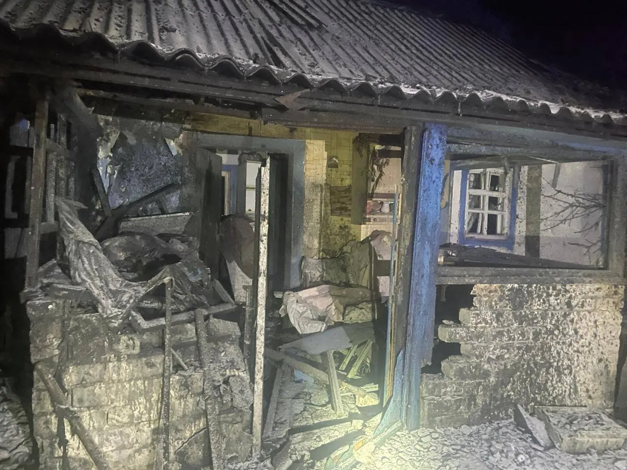 Россия устроила масштабную атаку на Украину: в Киеве среди погибших медик, во Львове – удар по критической инфраструктуре. Подробности