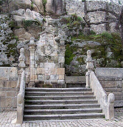 Основанное 8 веков назад: село в Португалии прозвали "тайным королевством"