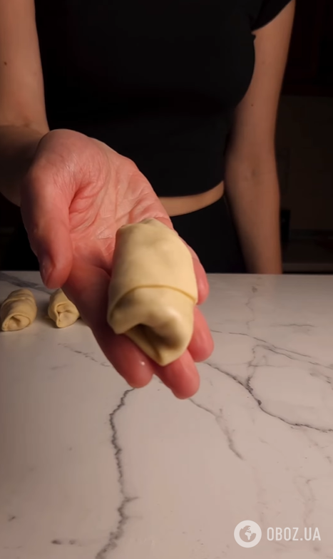 Сытные рулетики с мясом: просто заверните начинку в эластичное тесто