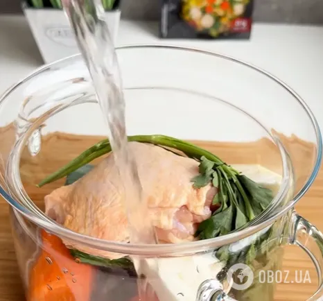 Как приготовить прозрачный и наваристый бульон из курицы: пошаговый рецепт