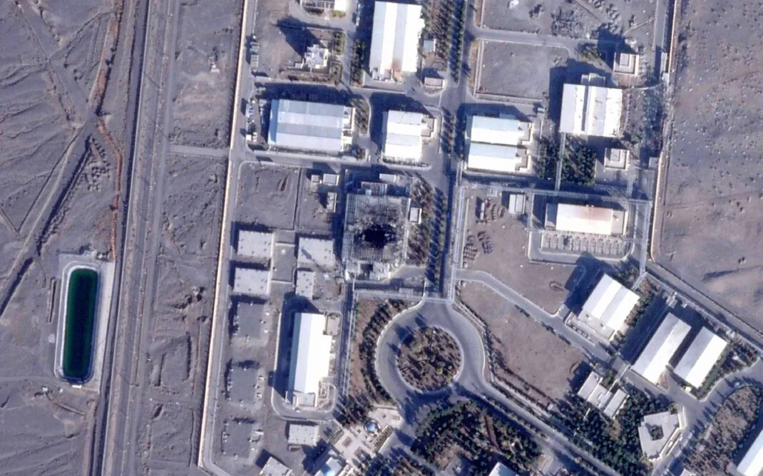 Іран таємно відновлює діяльність на ядерних об'єктах: супутникові знімки