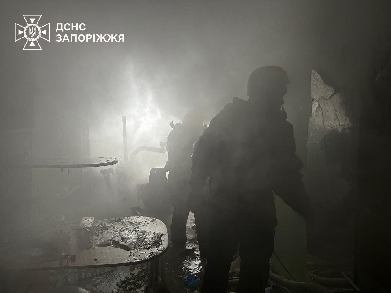 Армия России атаковала роддом в Запорожье: двое пострадавших. Фото, видео