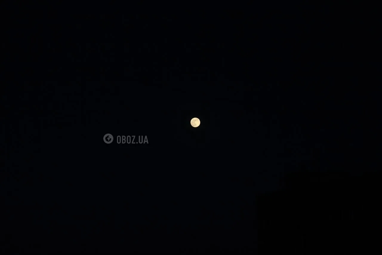 В феврале в небе появилась Снежная Луна: чем особенное это полнолуние. Фото