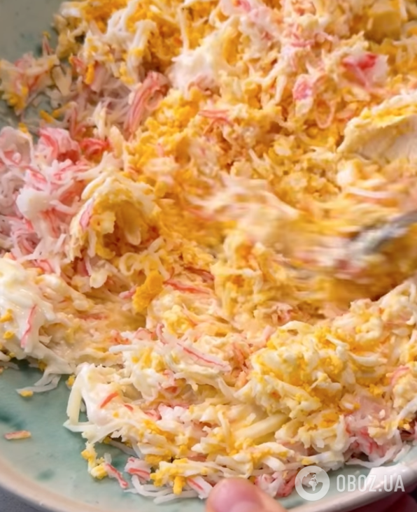 Ситні гарячі бутерброди з крабовою начинкою: рецепт ідеальної страви для сніданку та перекусу