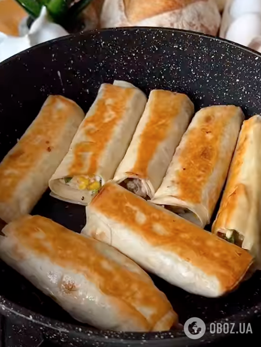 Что приготовить из лаваша для завтрака и перекуса: рецепт сытного и легкого блюда за 10 минут