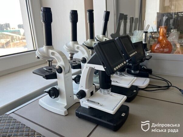 Школа та позашкільна освіта: як захоплення наукою перетворюється на серйозні дослідження учнів у Дніпрі