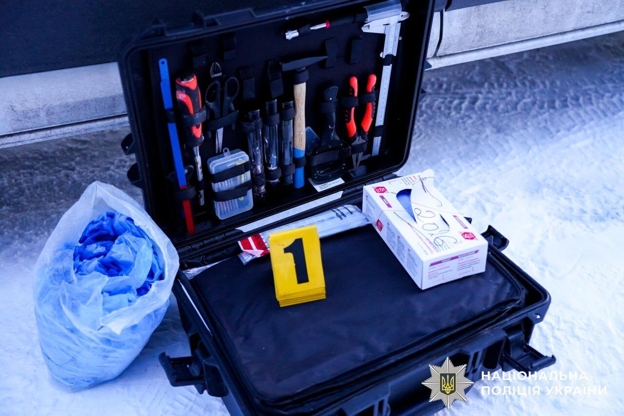 В Ривненской области конфликт между переселенцами закончился убийством пяти человек: трагедия произошла в помещении бывшей школы. Фото