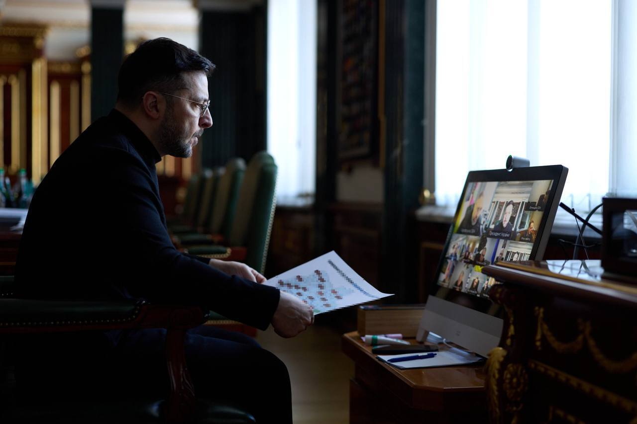 "У Украины нет времени ждать": Зеленский заявил, что Воздушные силы должны нарастить защиту областей от атак России