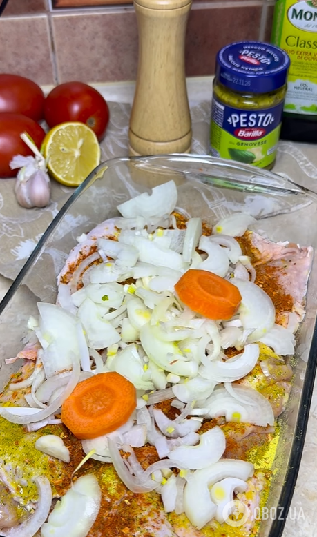 Как запечь сочные куриные бедра в духовке: рецепт на скорую руку