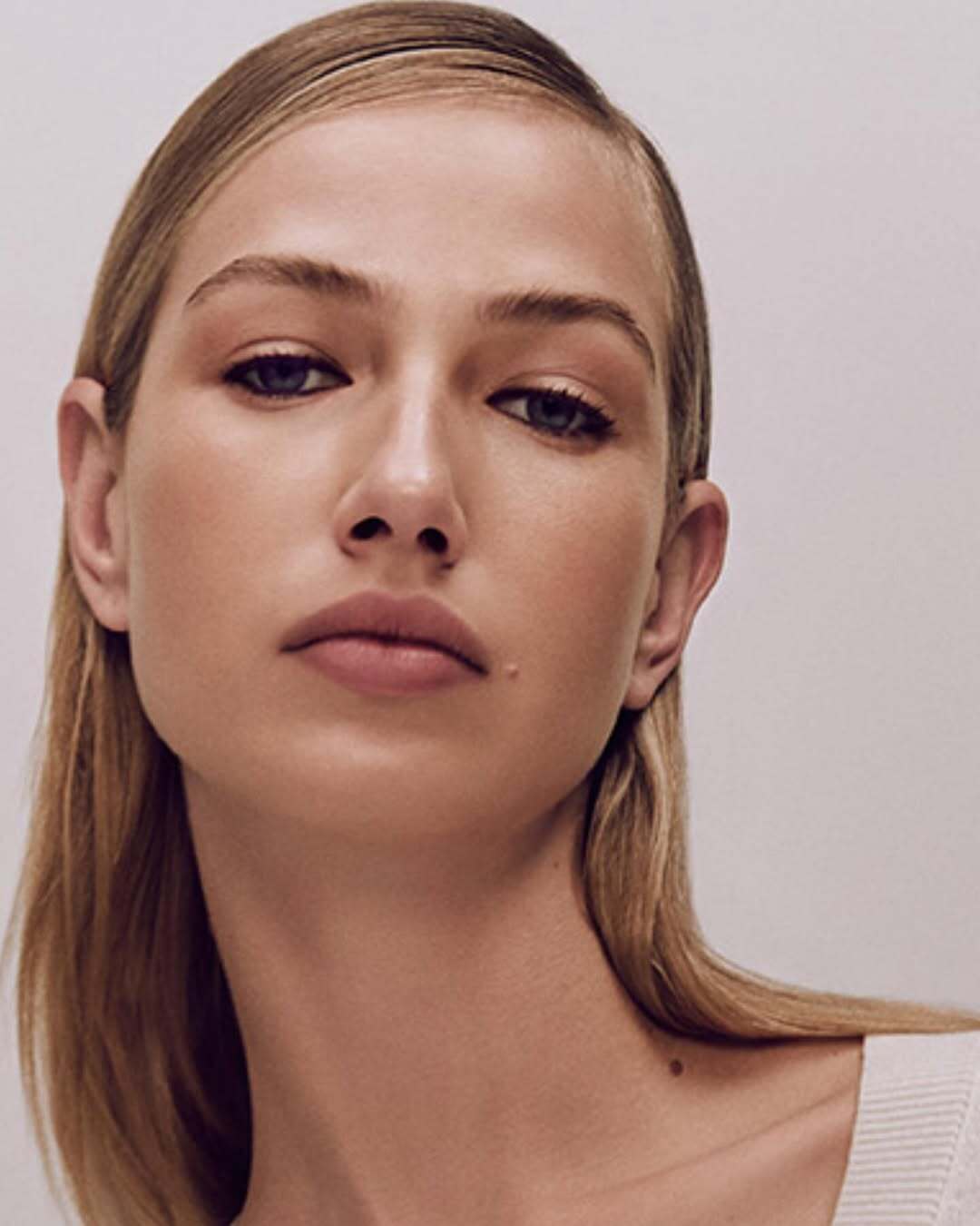 Забута ретро-зачіска знову в моді: кому підійде повітряний піксі