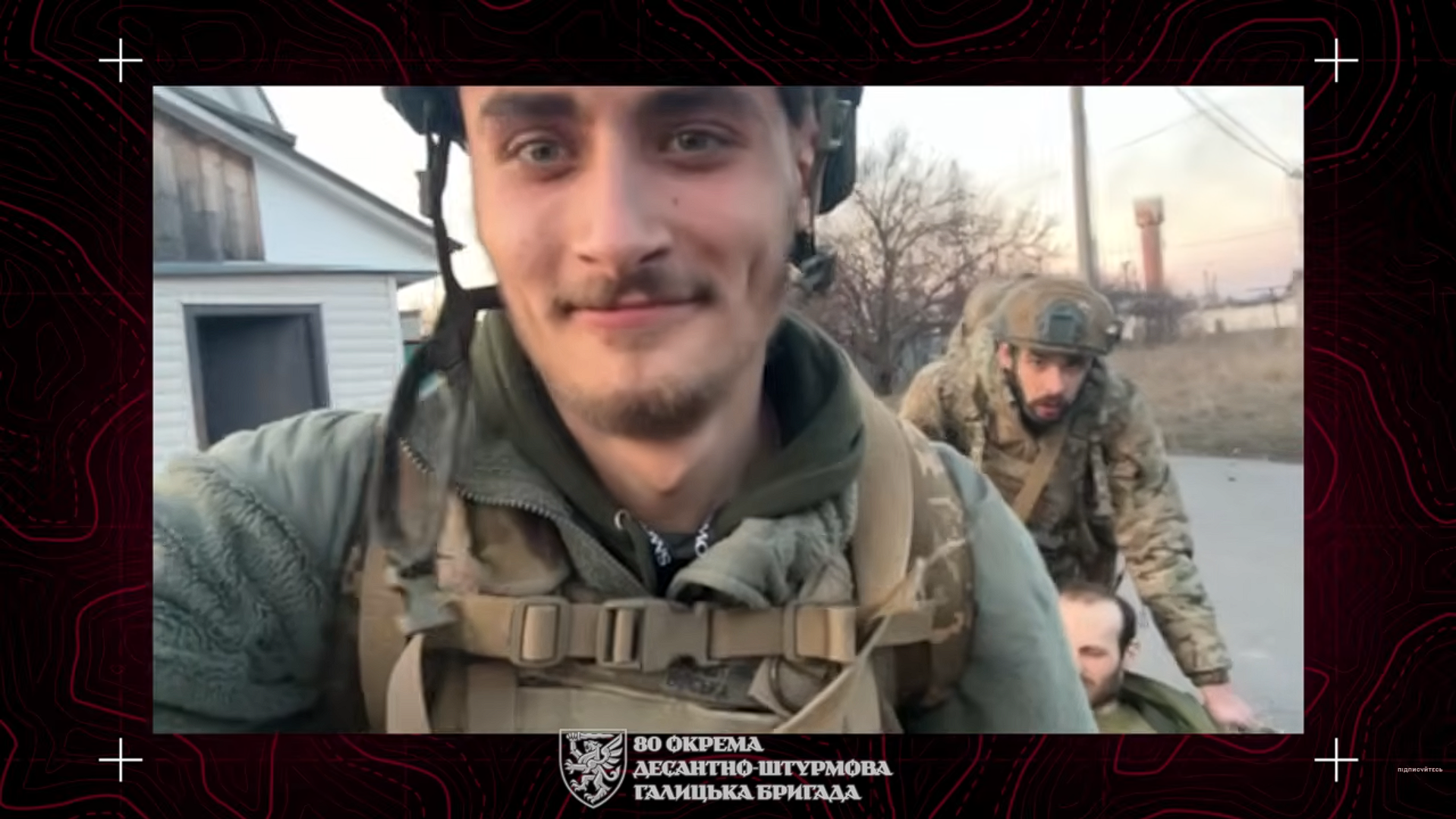 Везли на садових тачках та візках з супермаркету: українські військові розповіли, як рятували пораненого під час боїв на Курщині побратима. Відео