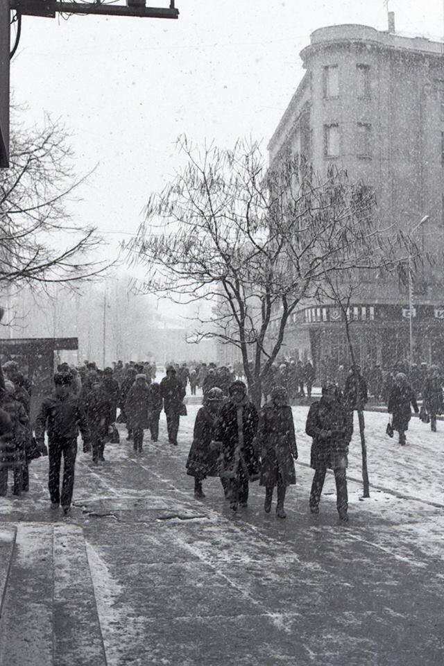 Зимовий Івано-Франківськ: у мережі показали ретро-фотографії