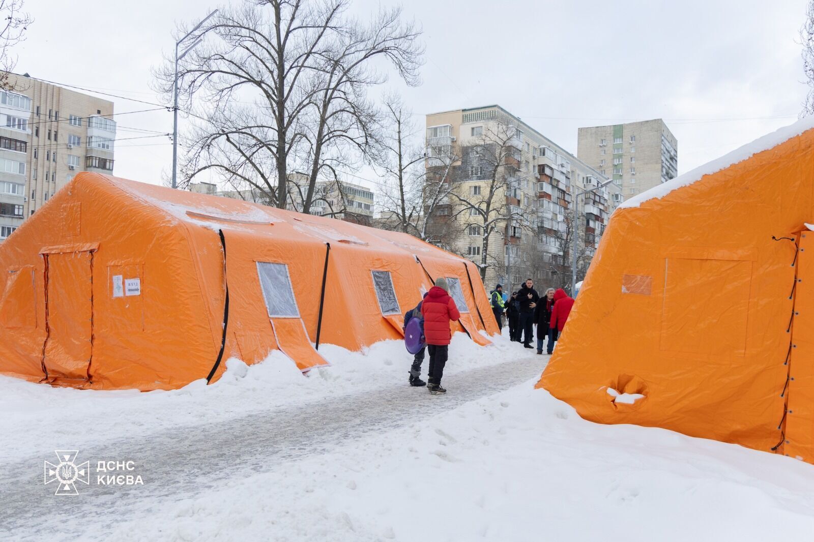 "Дух солидарности не сломить": посольство в Израиле и местные активисты собрали почти 200 тыс. шекелей на генераторы для Украины