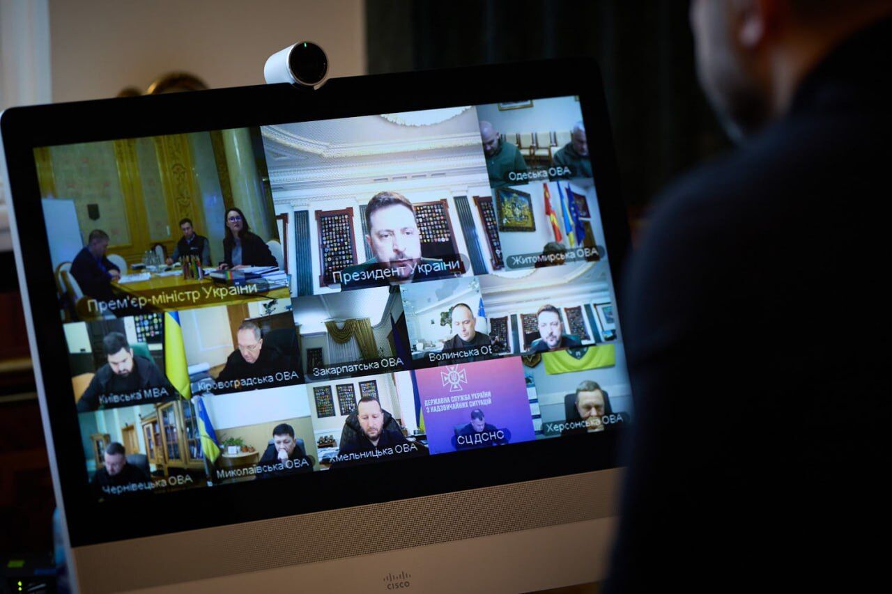 "Вопросы безопасности сейчас ключевые": Зеленский провел селектор после новых атак РФ и дал важные поручения
