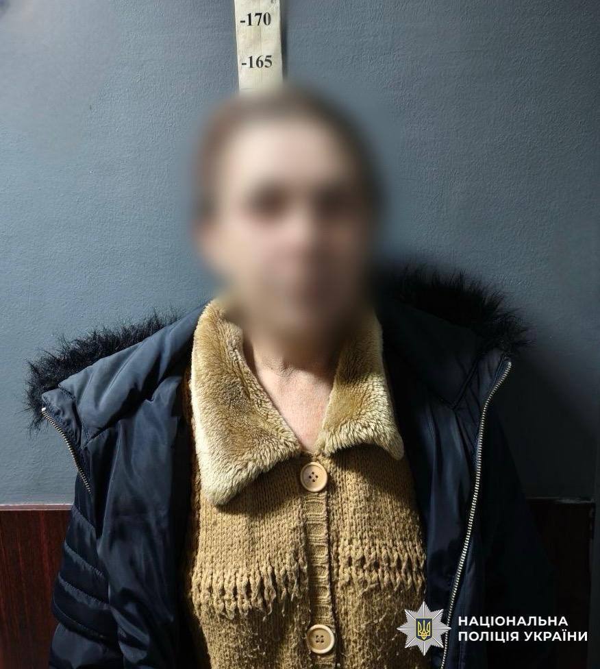 В Киеве женщина набросилась с ножом на сожителя из-за его ревности: мужчина в больнице. Подробности и фото