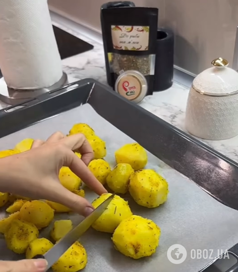 Как вкусно приготовить скумбрию с картофелем: бюджетный рецепт на ужин