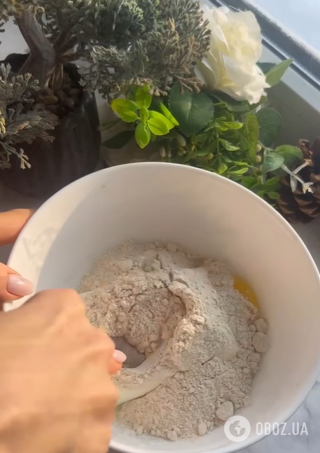 Вкусные жареные пирожки с яйцами и зеленью: готовятся за считанные минуты