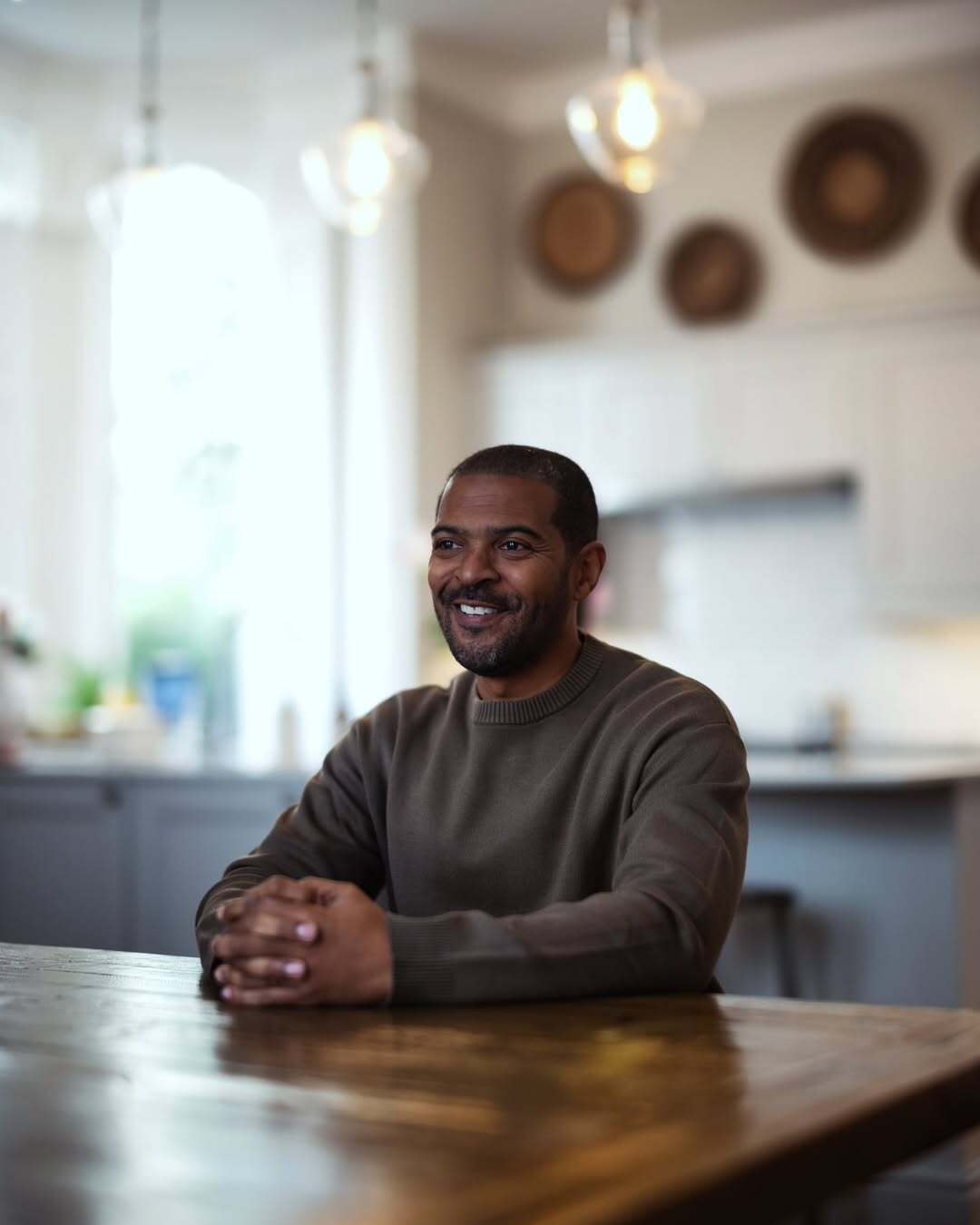 Зірку серілау "Доктор Хто" заарештували за підозрою у злочині майже 20-річної давності