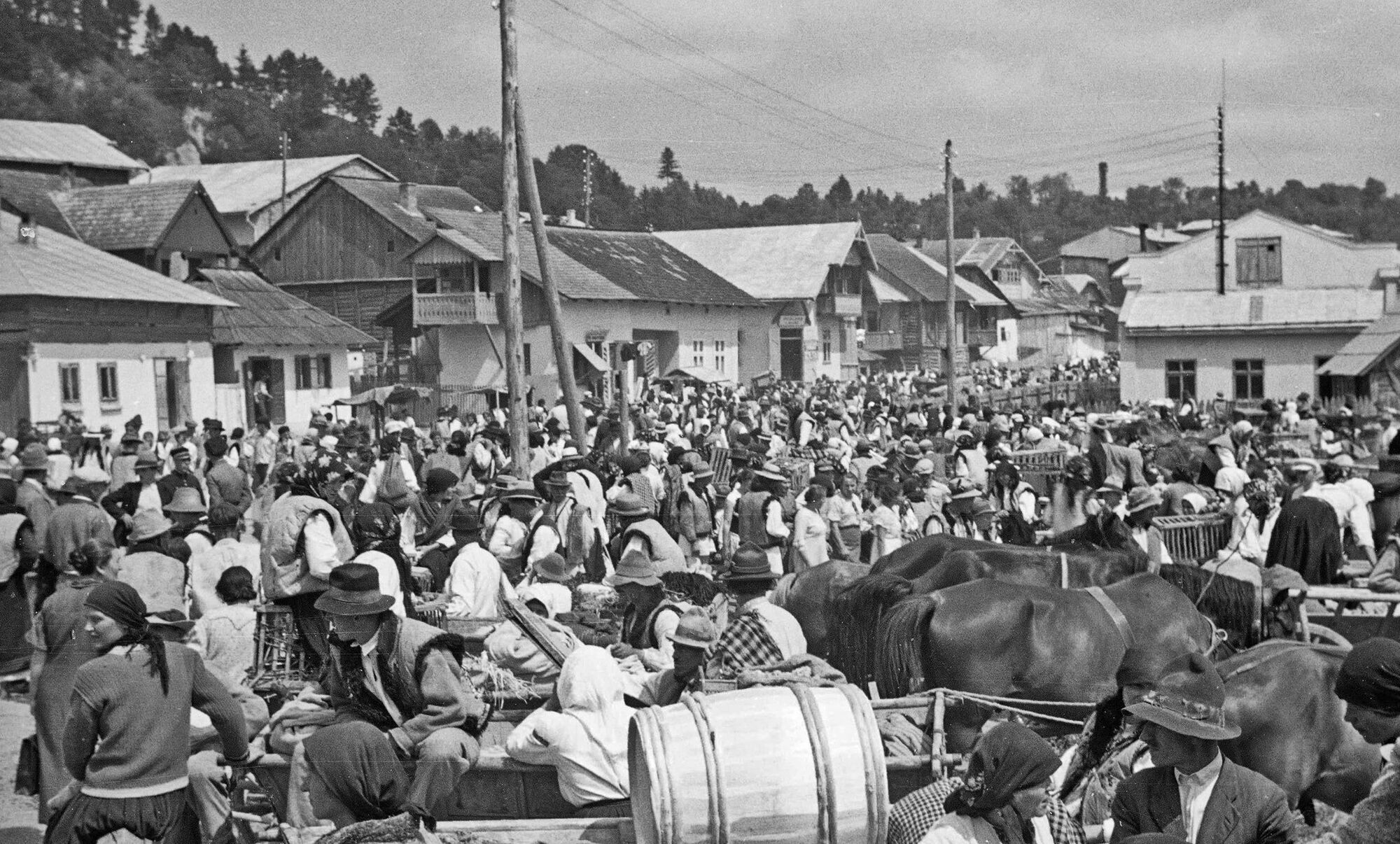 Косов в 30-х годах: в сети показали уникальные фотографии