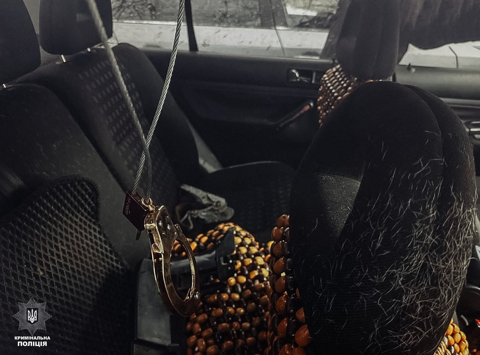 Пошуки тривали дві доби: на Буковині поліцейські затримали чоловіка, який викрав малолітню дитину. Фото й відео