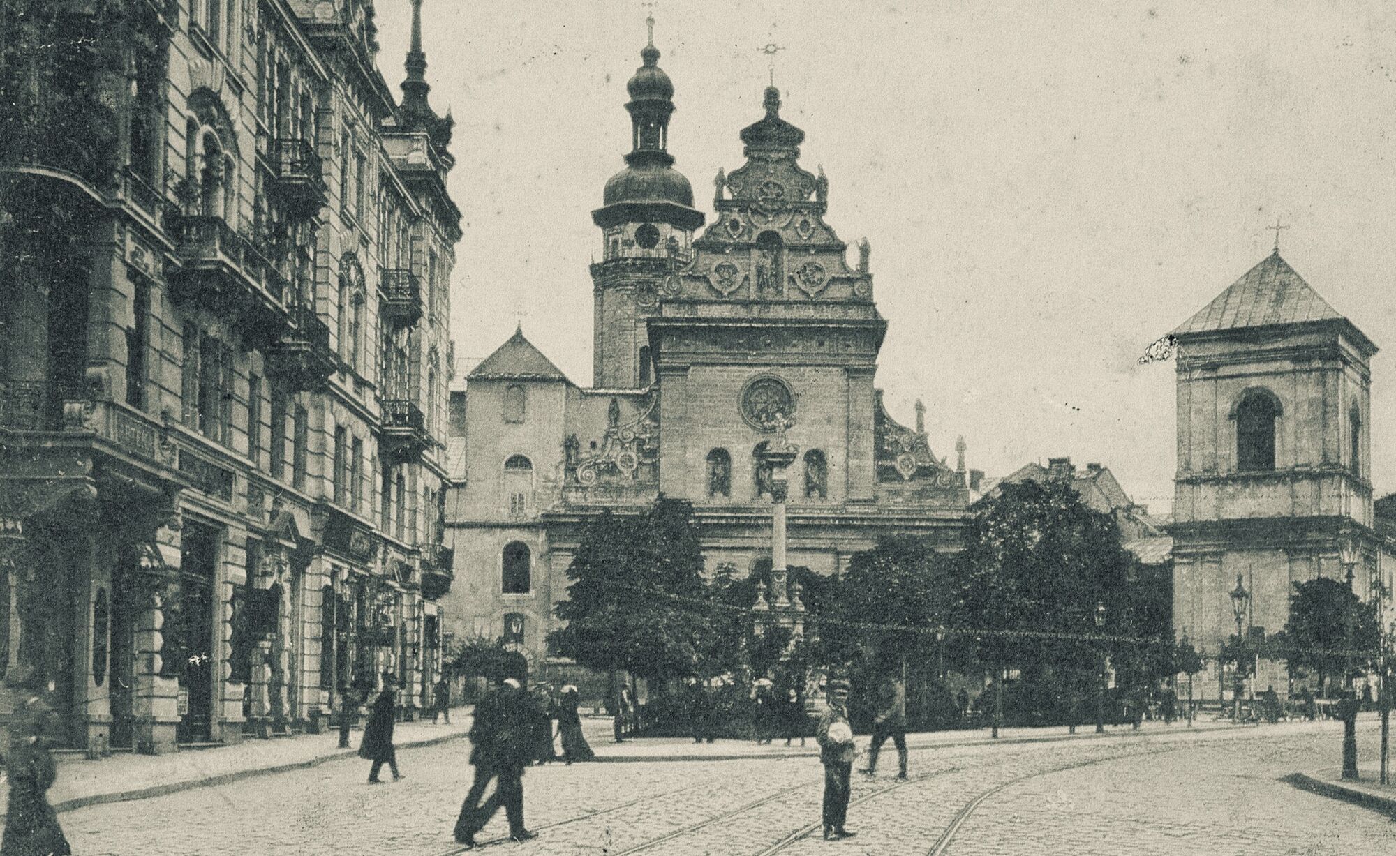 Как картины: в сети показали фото старинного Львова