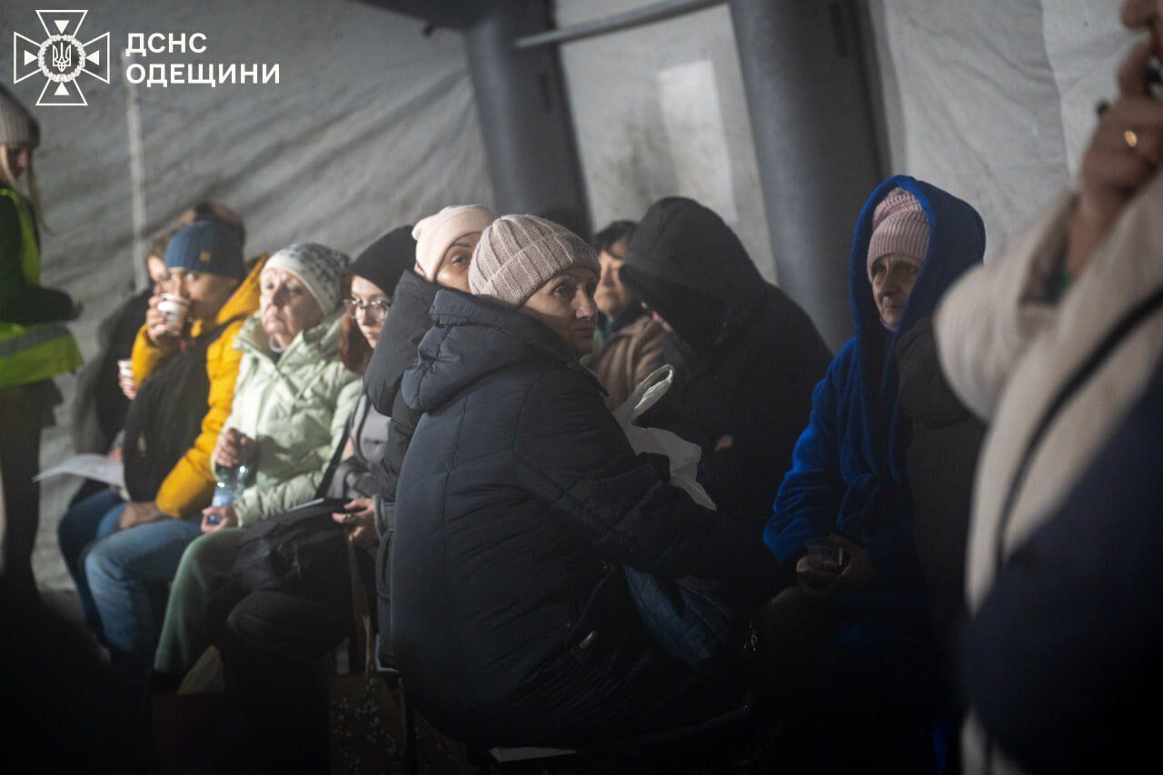 Россия атаковала Одессу ударными дронами: поврежден объект инфраструктуры, есть пострадавший. Фото и видео