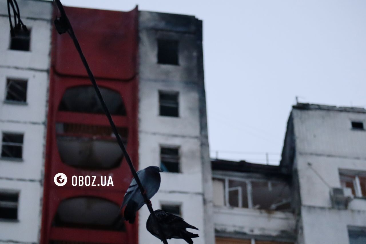 Повреждена многоэтажка: последствия очередной атаки РФ в Дарницком районе Киева. Фото и видео