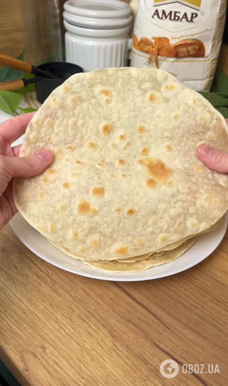 Тонкий домашний лаваш: из чего приготовить