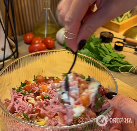 Ситний рол із лаваша: додайте всередину шинку та багато сиру