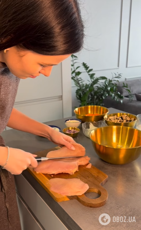 Сочное и очень нежное куриное филе: добавьте грибной соус: добавьте грибной соус