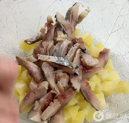 Смачніше, ніж червона ікра: корисна і дуже легка закуска з оселедця за 2 хвилини