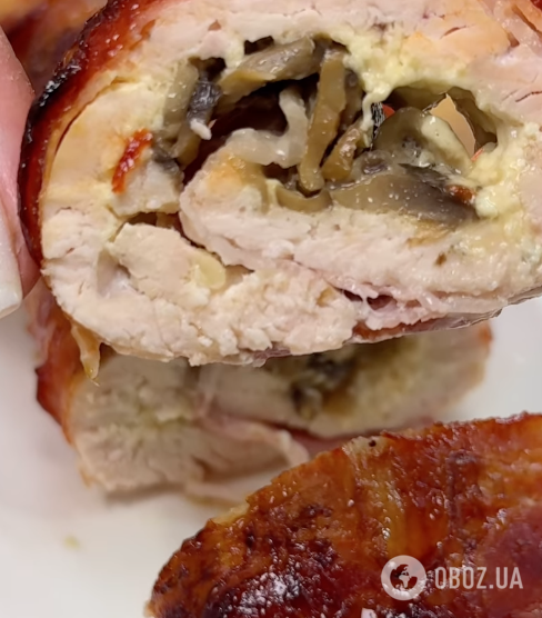 Соковитий і смачний рулет із філе з грибною начинкою: найпростіший рецепт страви для всієї родини