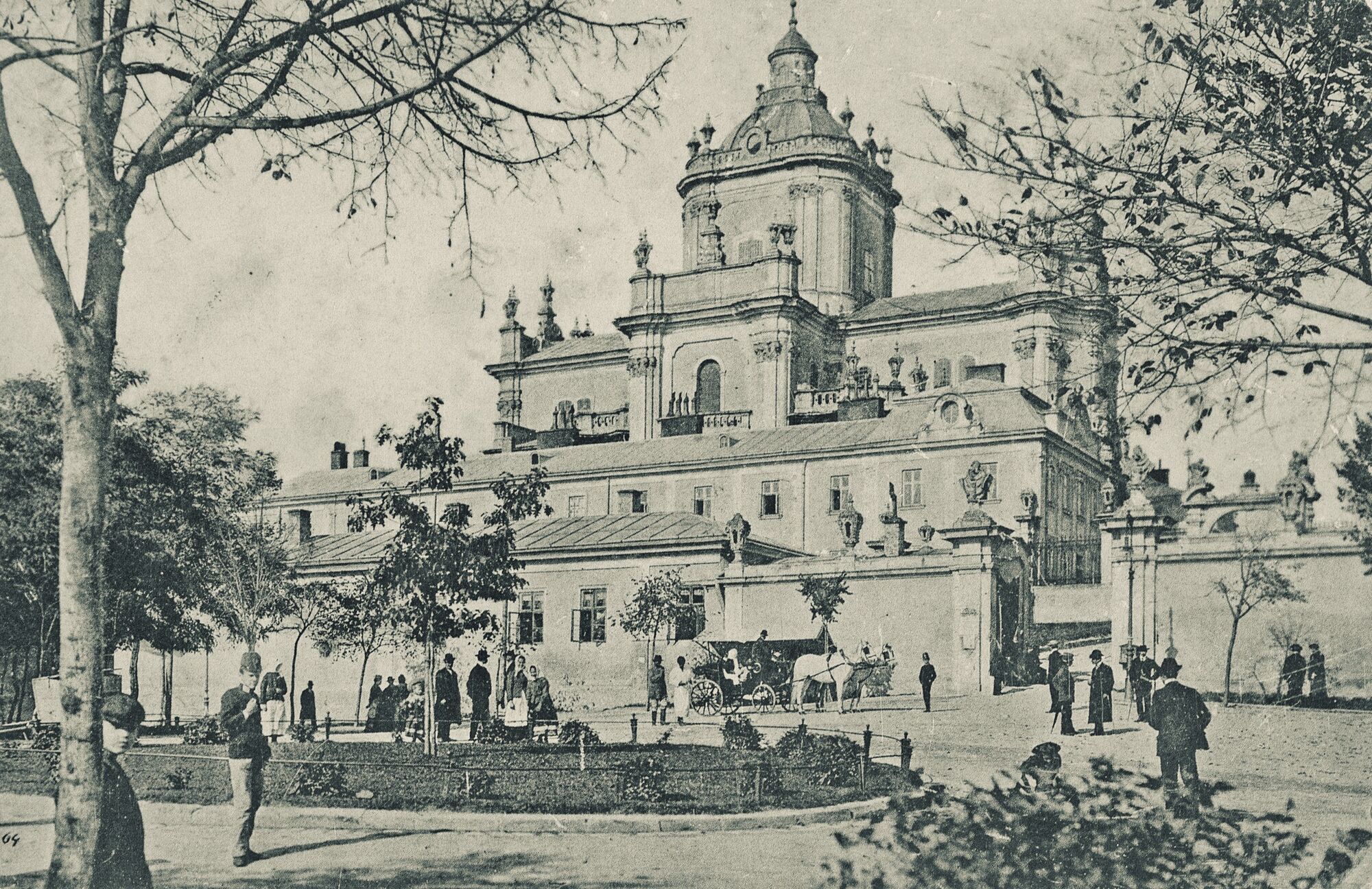 Как картины: в сети показали фото старинного Львова