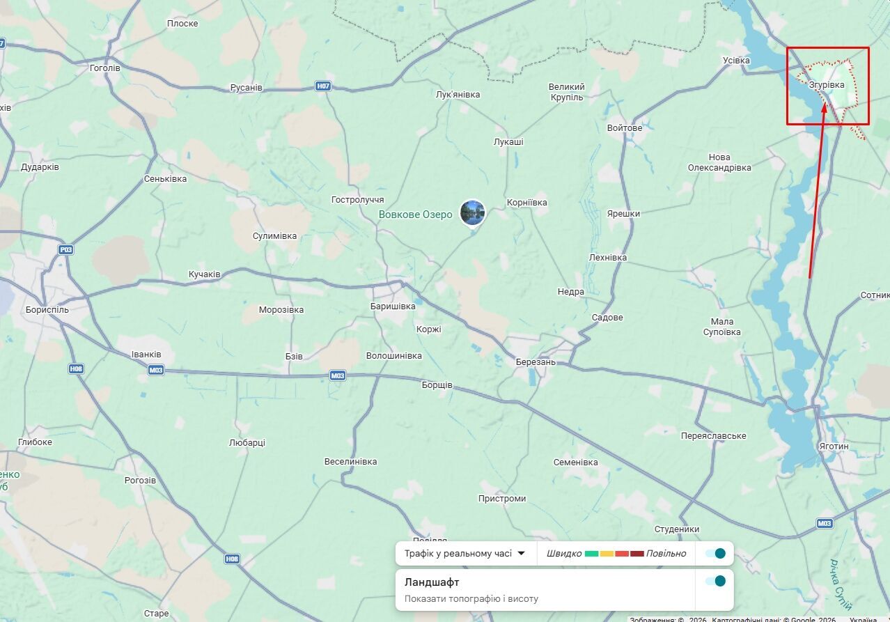 На Киевщине столкнулись две легковушки: пострадавших из искореженных авто доставали спасатели. Фото