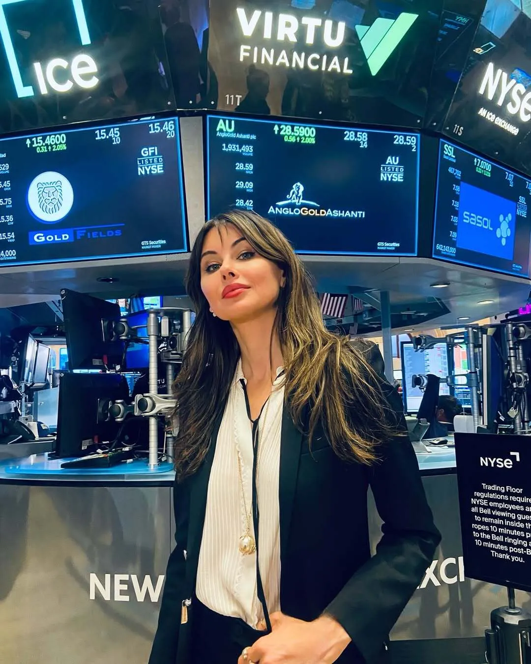 "Происходящее в сфере миграции шокирует". Украинка в Голливуде Оксана Лада – о страхах беженцев, потере на фронте брата и богатых фанатах Трампа