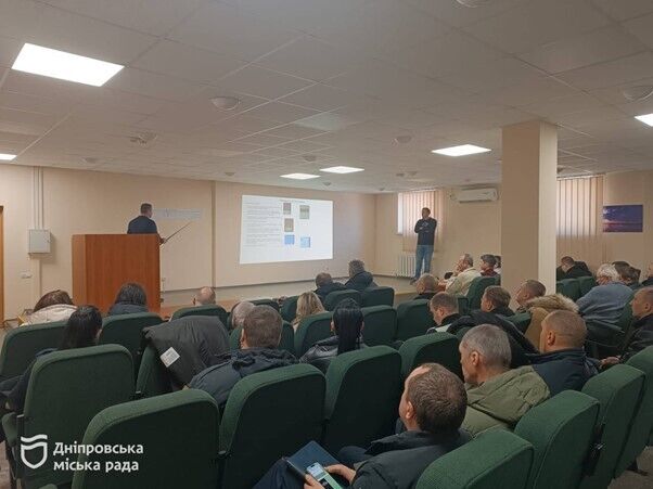 Безперебійний зв’язок у кризових умовах: у Дніпрі провели навчання з використанням муніципальної цифрової системи радіозв’язку