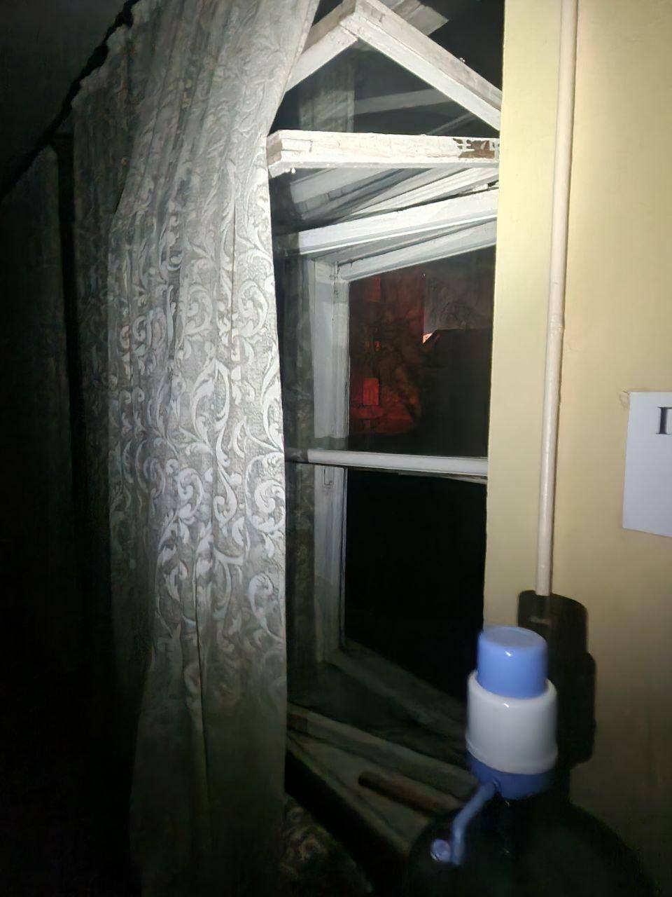 Під ударом були порт, автосалон і будинки: на Одещині внаслідок атаки РФ одна людина загинула, ще шестеро поранені. Фото і відео