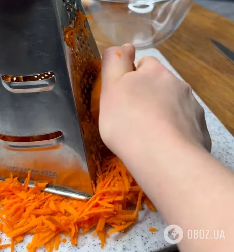 Быстрый салат с морковью и плавленым сыром: готовится 5 минут