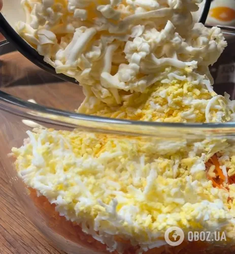 Быстрый салат с морковью и плавленым сыром: готовится 5 минут