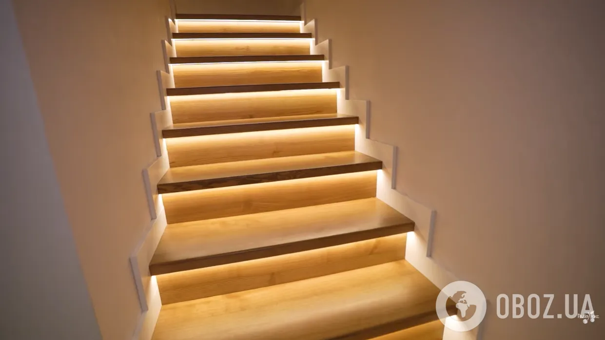 Люстра за 70 тисяч і диван-рятівник від болю в спині: актор Суровцев розкрив таємниці свого будинку, в якому живуть 6 котів і собака