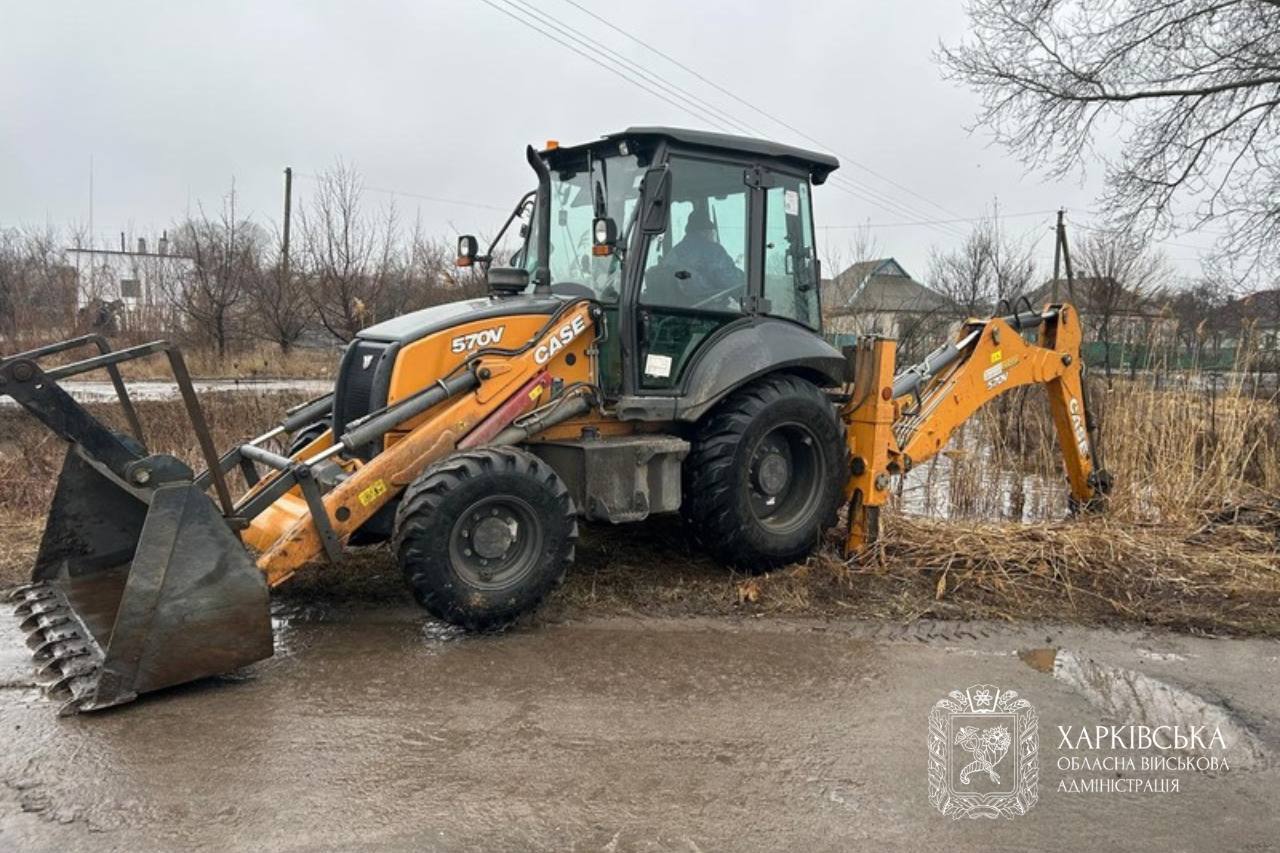 "Плавають" цілі села: на Харківщині потепління спричинило підтоплення у трьох районах. Фото