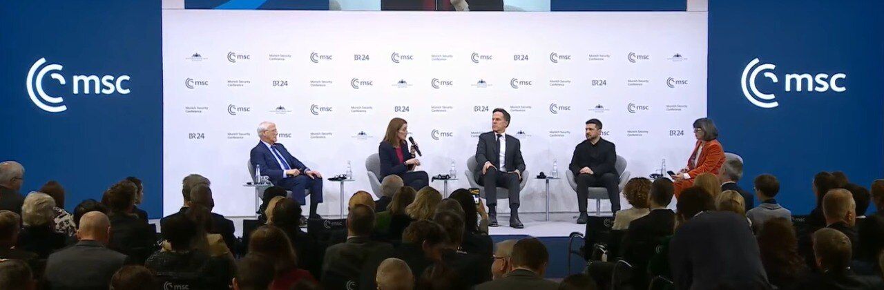 "Путин до сих пор имеет гарантии финансовой стабильности": Зеленский указал на проблему с танкерами России и цену войны